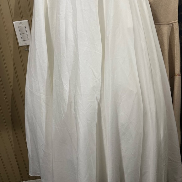 (43) ❤️ BNWT MAC DUGGAL CLASSIC A-LINE V-NECK BALLGOWN #48855 - Picture 11 of 11